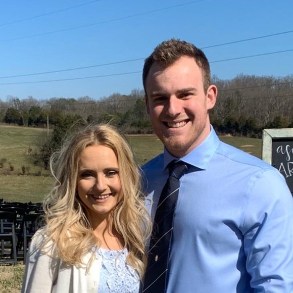 Profile Picture of Brianna Stiles (@briannastiles31) on Poshmark