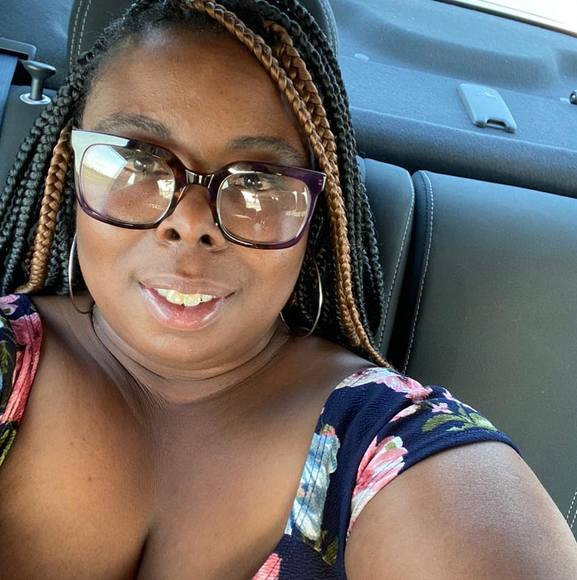 Profile Picture of Lakisha Evans (@kishae002) on Poshmark