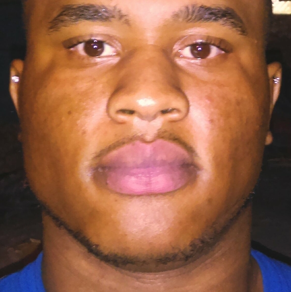 Profile Picture of Kevin Agee (@kevin0918) on Poshmark