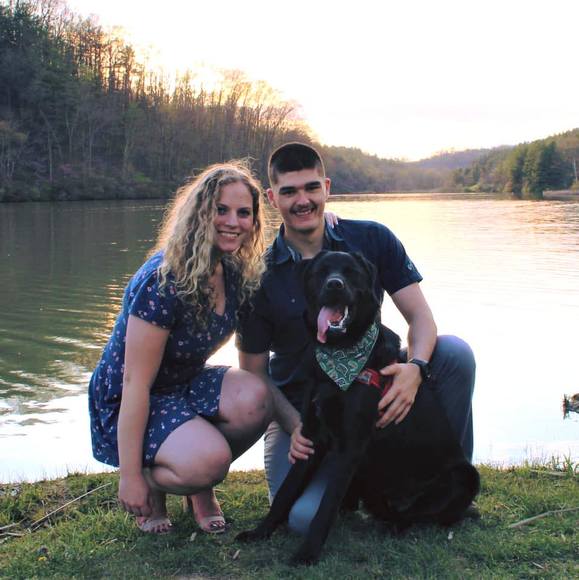 Profile Picture of Kate Vaughn (@katiev12121) on Poshmark