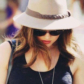 Profile Picture of Monika Chaudhary (@Mona_1329) on Twitter