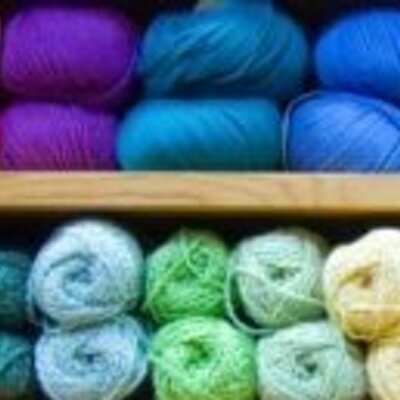 Profile Picture of Pat & Jean (@Knitwoolbiz) on Twitter