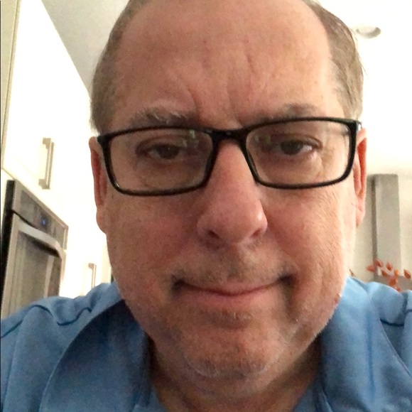 Profile Picture of Jonathan Shapiro (@jonathanshapiro) on Poshmark