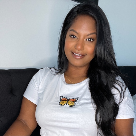 Profile Picture of Brynta Ponn (@bryntaponn) on Poshmark