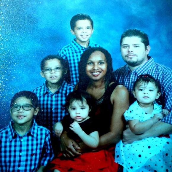 Profile Picture of Raulandjuanita Romero (@romero78140) on Poshmark