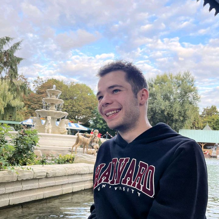 Profile Picture of Alex Colas (@alexcolas8) on Tiktok