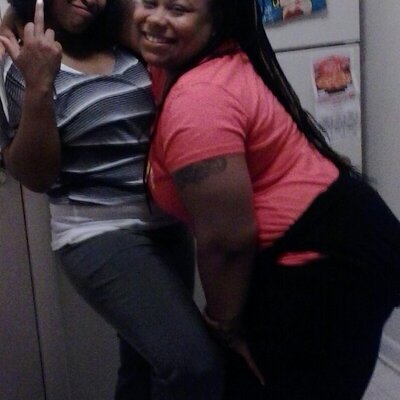 Profile Picture of Carmel Moore (@CookiesMoore) on Twitter