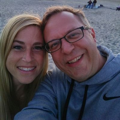 Profile Picture of Leslie Parris (@leslieparris11) on Twitter