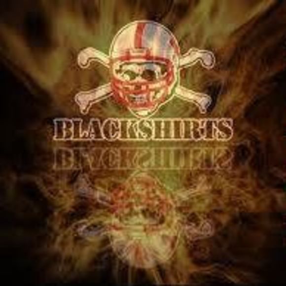 Profile Picture of Dayne Fisbeck (@dayne_fisbeck) on Poshmark