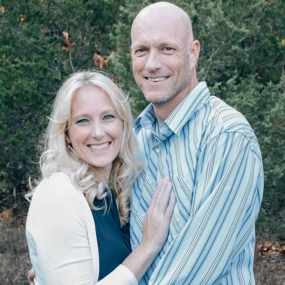 Profile Picture of Angela Mazzola (@angelamazzola) on Poshmark