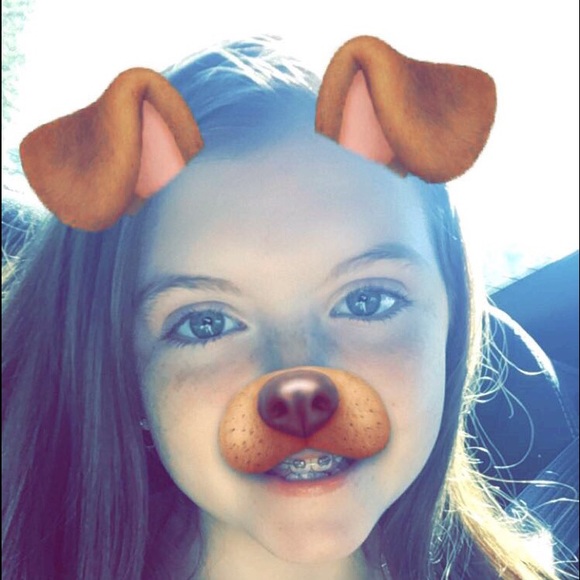 Profile Picture of Nicole Tuggle (@owlnicole) on Poshmark