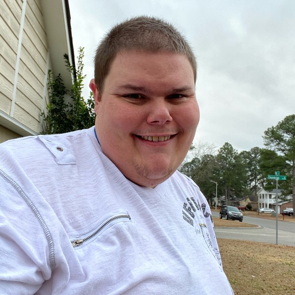 Profile Picture of Tj Steffenhagen (@tsteff87) on Poshmark