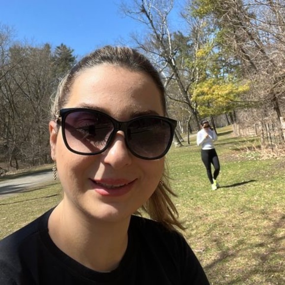 Profile Picture of Sanaz Samadi (@sanazsamadi) on Poshmark