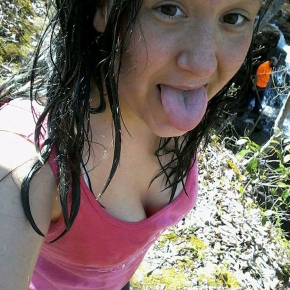 Profile Picture of Clarrisa Casiday (@rissa1020) on Poshmark