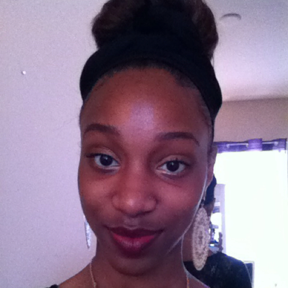 Jazmon G - Poshmark Profile Picture of Jazmon G (@jazmongallien) on Poshmark