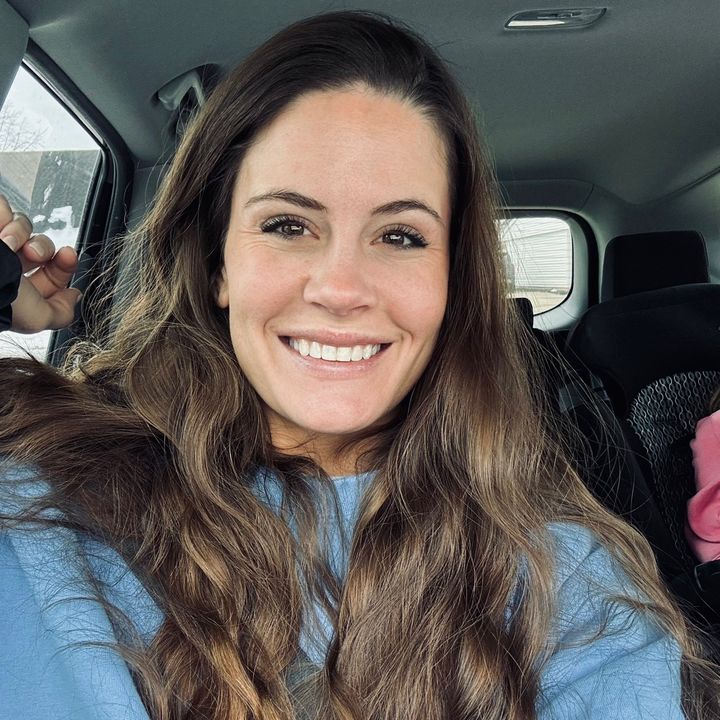 Profile Picture of Halianne Schneider (@halischneider) on Tiktok