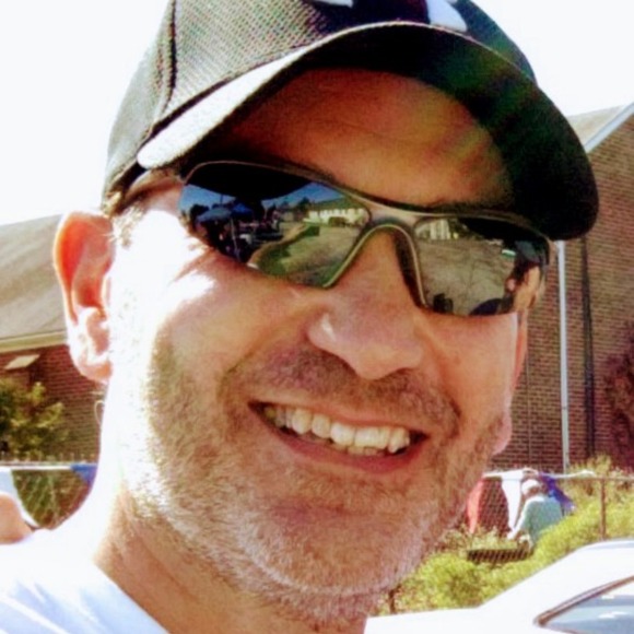 Profile Picture of Filandro Leone (@philjleone) on Poshmark