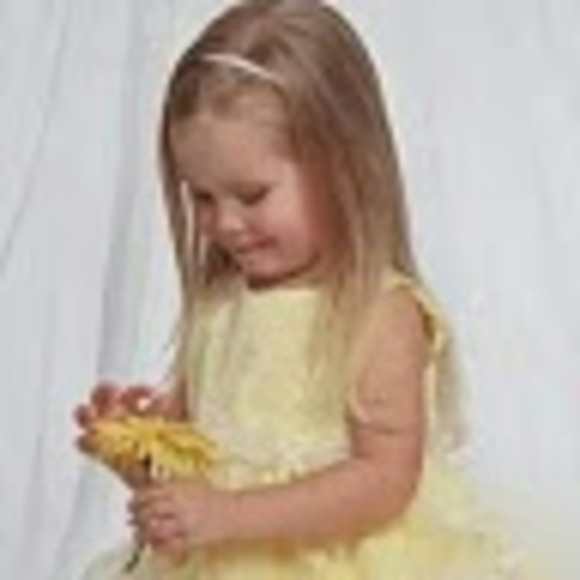 Profile Picture of Haley Baldwin (@hbaldwin347) on Poshmark