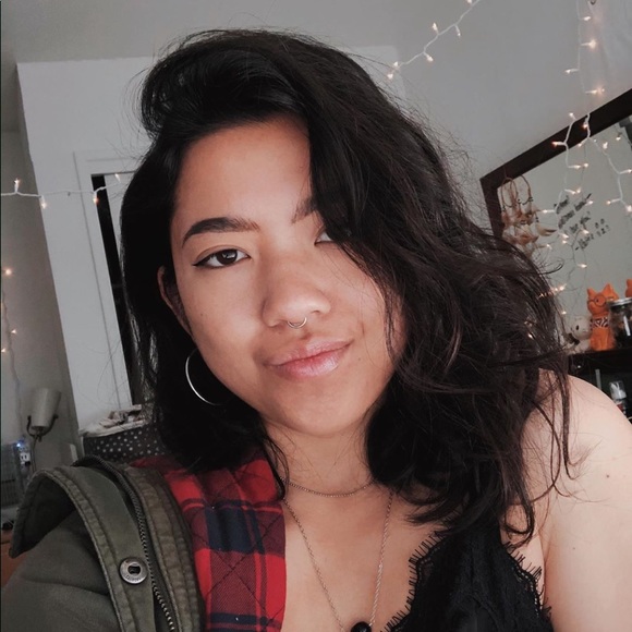 Profile Picture of Aileen Nguyen (@aileenaddams) on Poshmark