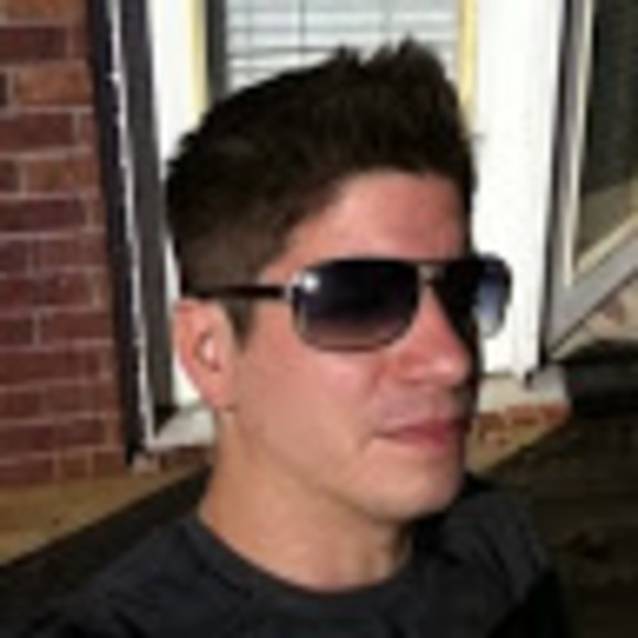 Profile Picture of Jeffrey Torok (@jtorok01) on Poshmark