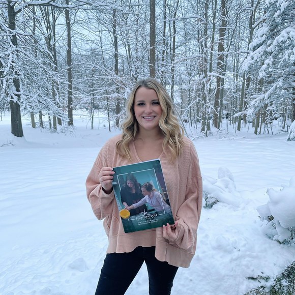 Profile Picture of Paige Edwards (@paigejedwards) on Poshmark