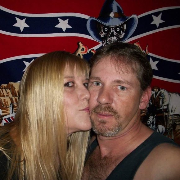 Profile Picture of David Lovell (@davidlovell) on Poshmark