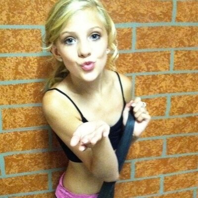 Profile Picture of Paige Hyland (@Paigey_Mack1) on Twitter