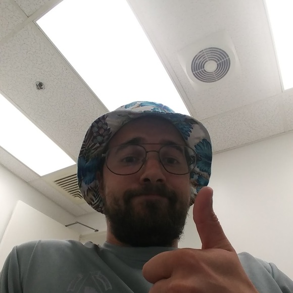 William Shimek - Poshmark Profile Picture of William Shimek (@shimekwilliam) on Poshmark