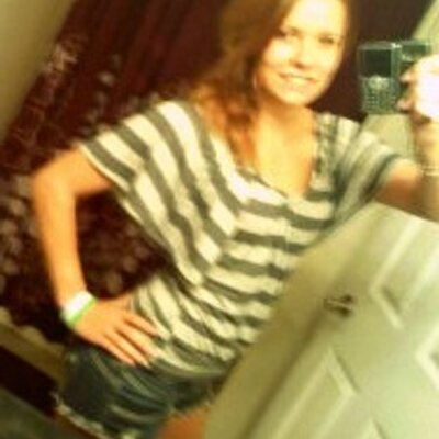 Profile Picture of Amanda Falkenburg (@Amarieee011) on Twitter