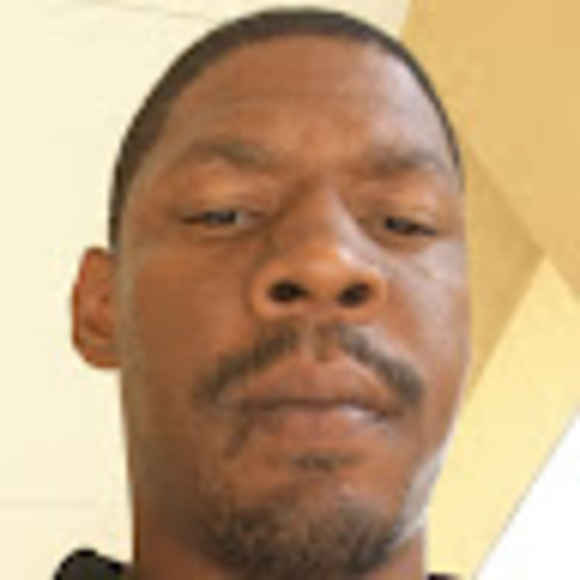 Profile Picture of Carron Cooper (@carroncooper) on Poshmark