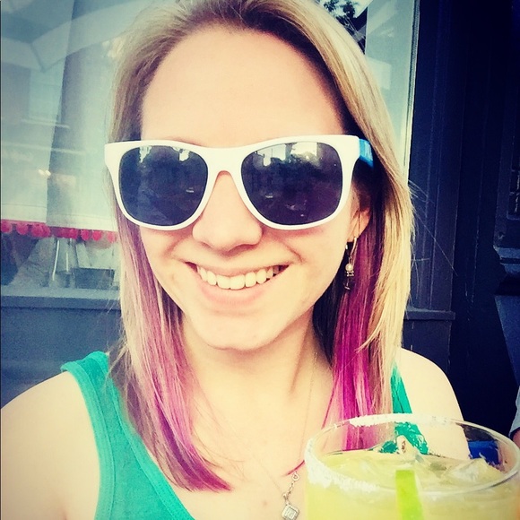 Profile Picture of Paige Dolan (@padola07) on Poshmark