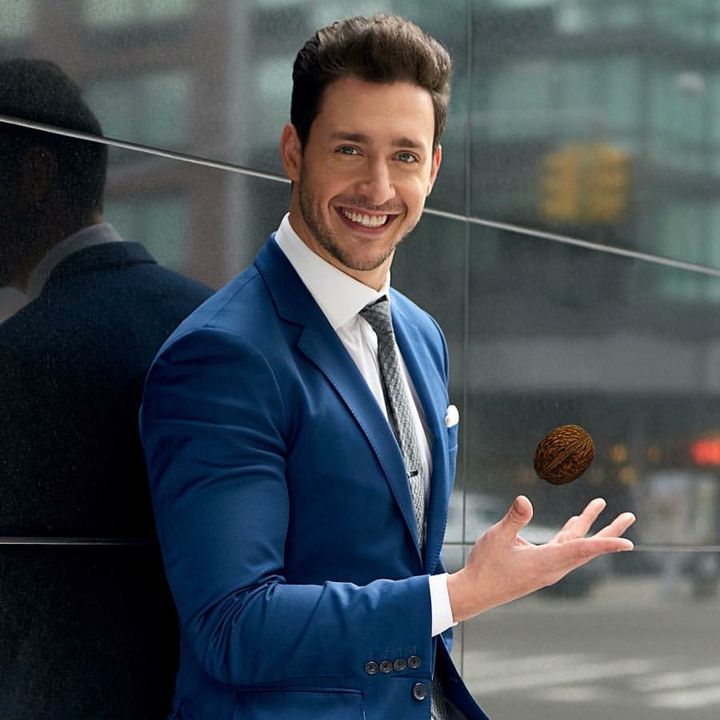 Profile Picture of larryswalter (@larryswalter) on Tiktok