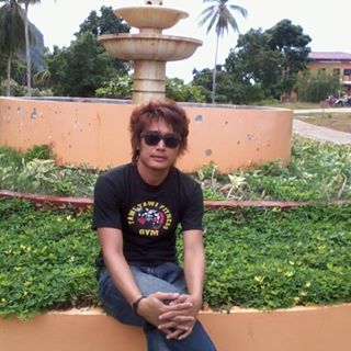 Profile Picture of Labbay Russel (@labbay.russel) on Facebook