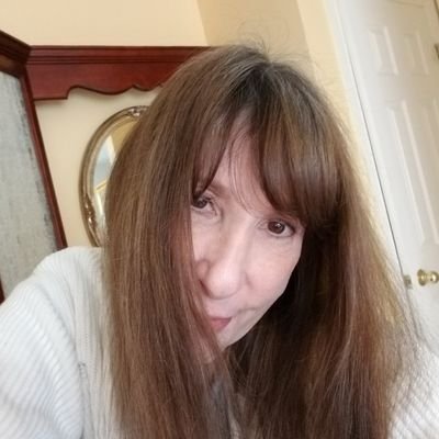 Profile Picture of Janet Mantell (@JanetMantell) on Twitter