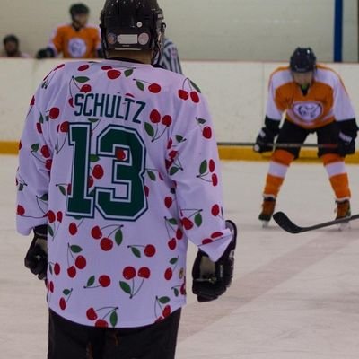 Profile Picture of Karl Logan Schultz (@KarlLSchultz) on Twitter