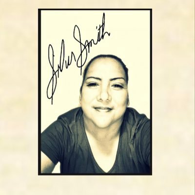 Profile Picture of Shell Silversmith (@ShelSilverSmith) on Twitter