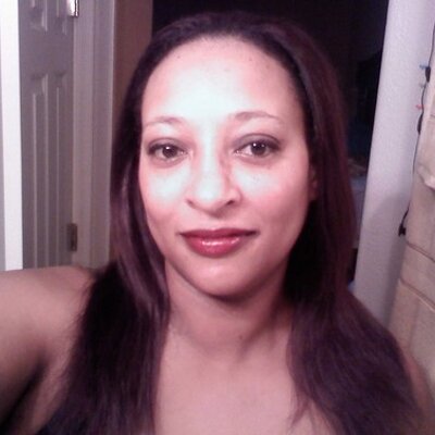 Profile Picture of Yolanda Maxwell (@Nashea31) on Twitter