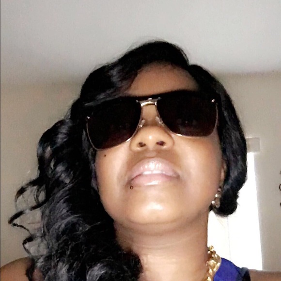 Profile Picture of Patriese Naves (@milfpat01) on Poshmark