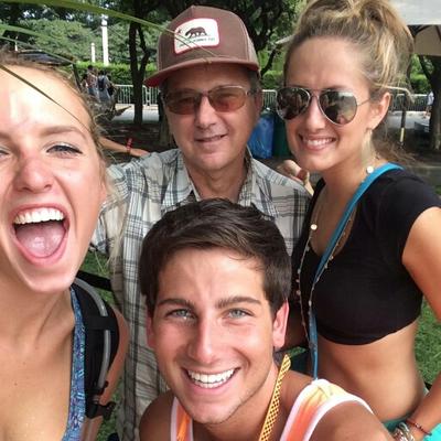 Profile Picture of Clinton Golden (@ClintonGoIden) on Twitter