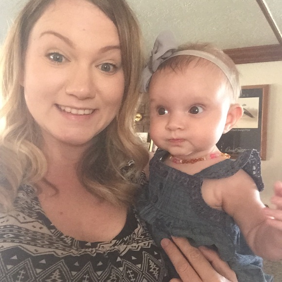 Stephanie List - Poshmark Profile Picture of Stephanie List (@listlove1019) on Poshmark