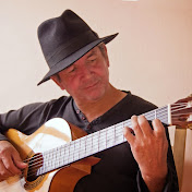 Profile Picture of Bob Hooper (@BobHooperGuitarist) on Youtube