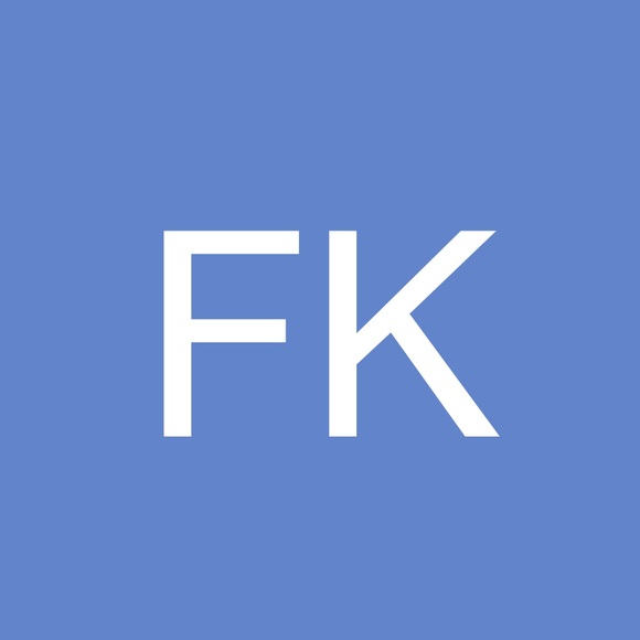 Profile Picture of Faye Kuszewski578 (@fayek578) on Poshmark