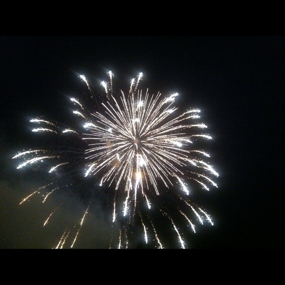 Profile Picture of Thyra Phillips (@thyrap) on Poshmark