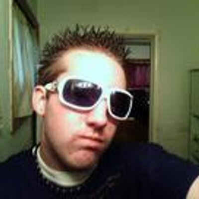 Profile Picture of John Saffer (@dgplayer2010) on Twitter