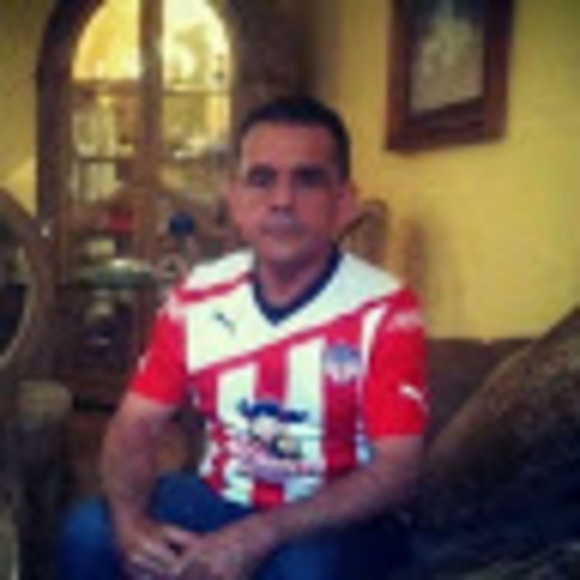 Profile Picture of Luis carlos Escudero (@l_escudero) on Poshmark