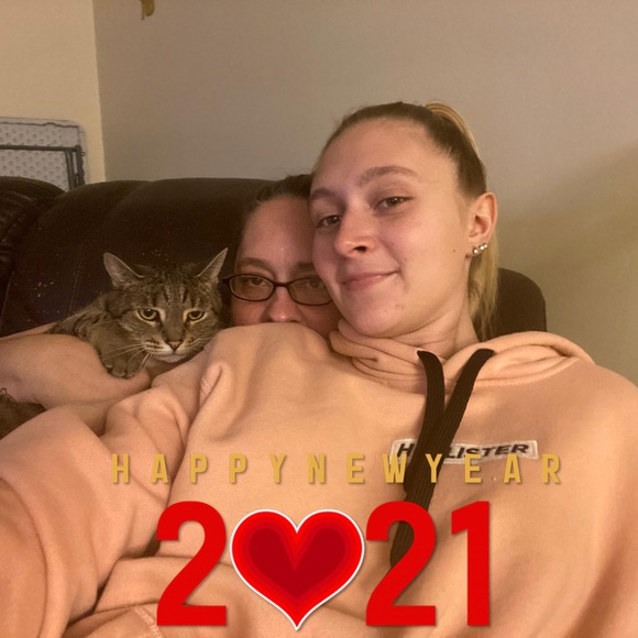 Profile Picture of Rosemarie Grispino (@emilysma31) on Poshmark