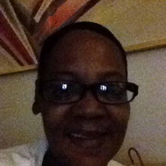 Profile Picture of Sherry Dixson (@sldixson) on Poshmark