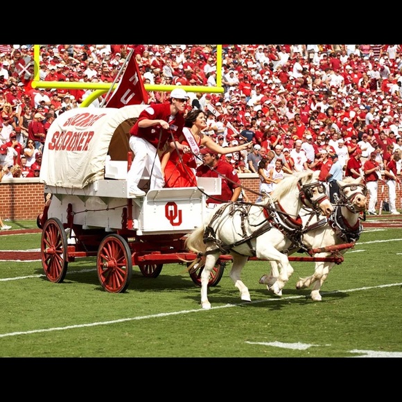 Profile Picture of Michael Stevens (@hbao931) on Poshmark