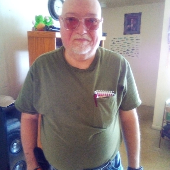 Franklin Turner - Poshmark Profile Picture of Franklin Turner (@franklinturner) on Poshmark