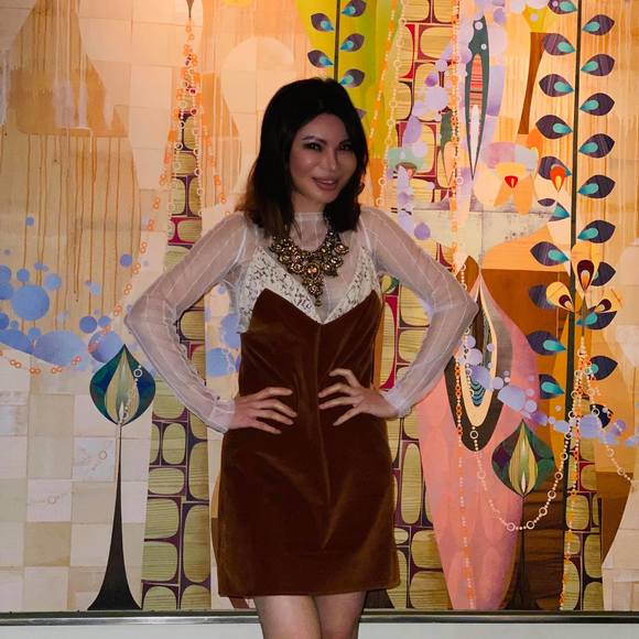 Profile Picture of Cynthia Trinh (@cynthiatrinh) on Poshmark